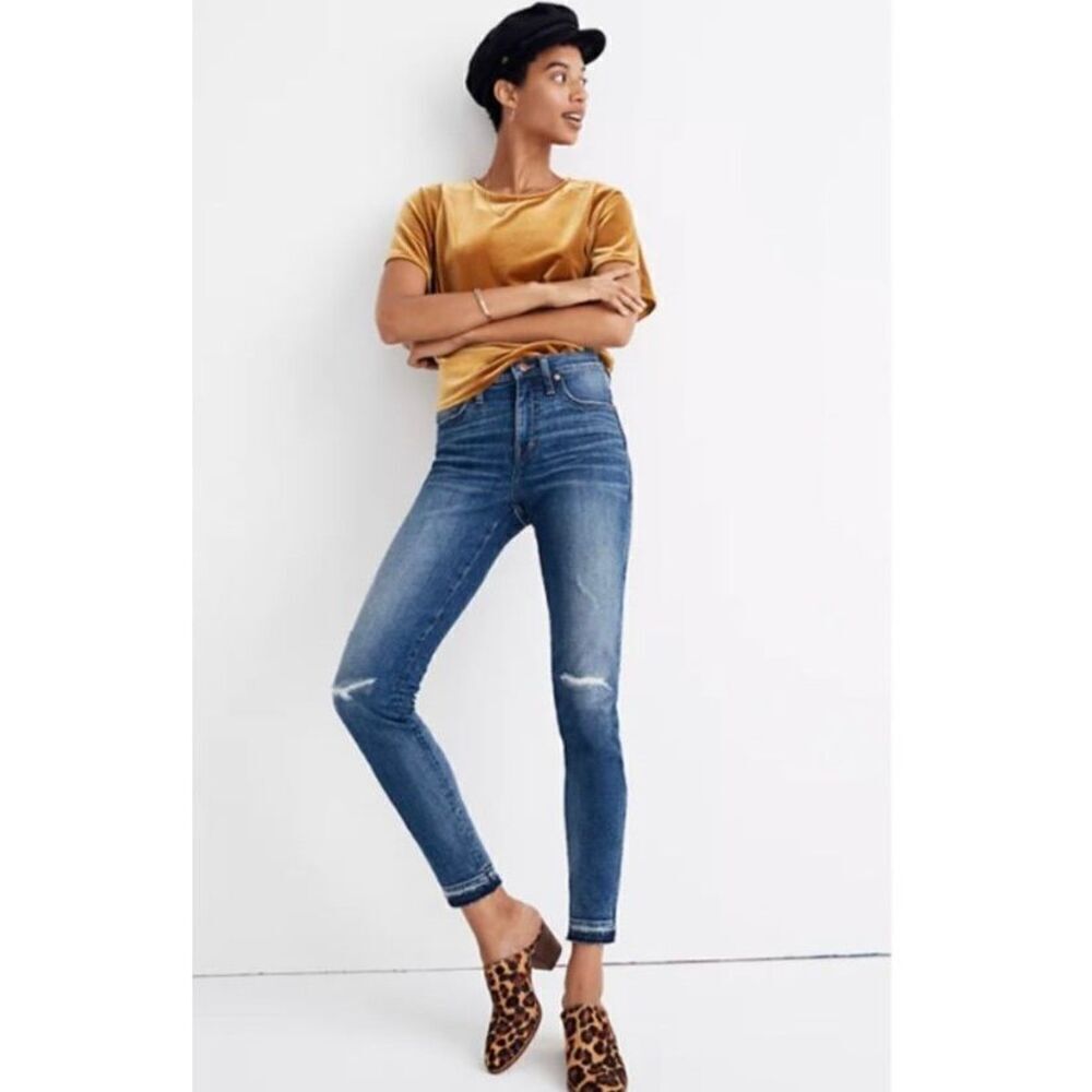 Madewell Petite 9" Mid-Rise Skinny Jeans York Wash: Rip and Repair Edition 26P